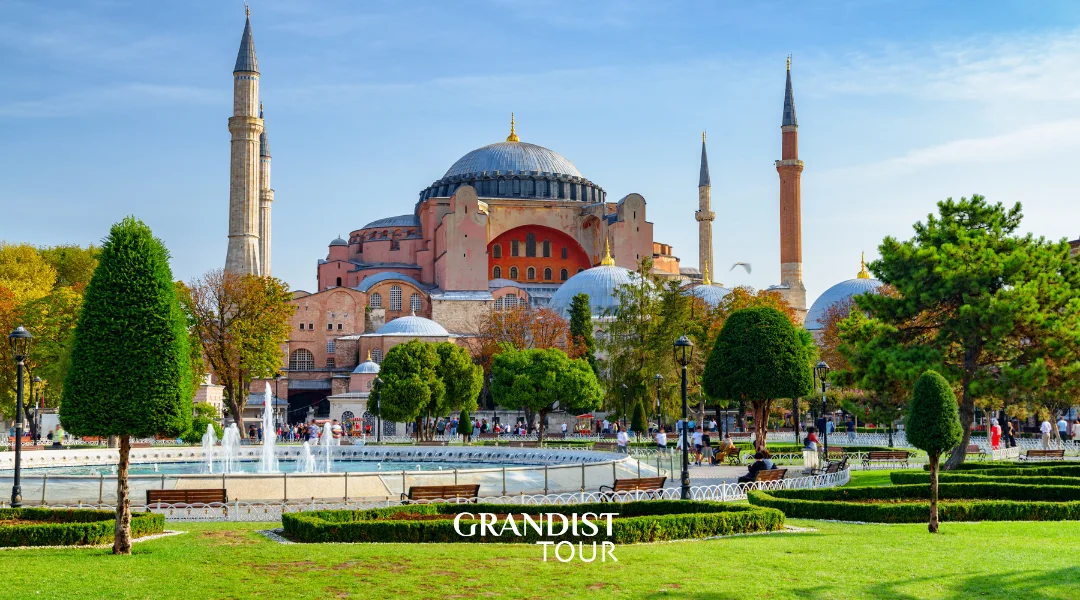 Sultanahmet Square